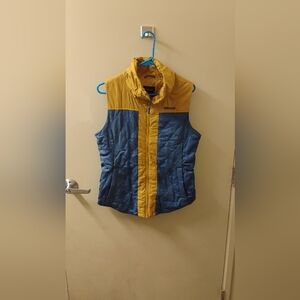 Marmot Women's Abigail Quilted Full Zip Vest Sz M